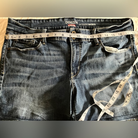 Denizen from Levi Ladies Denim Jean Shorts-14 W32 - Picture 6 of 6